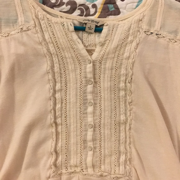 Lucky brand Embroidered bib front henley. NWOT. - Picture 3 of 5